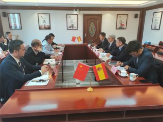  2020年11月27日，，乐家集团高层向导莅临pg电子游戏建材集团总部交流事情